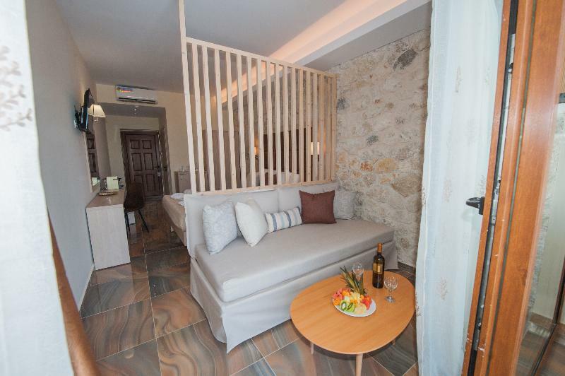 Hotel Brilliant (adults Only) 4*